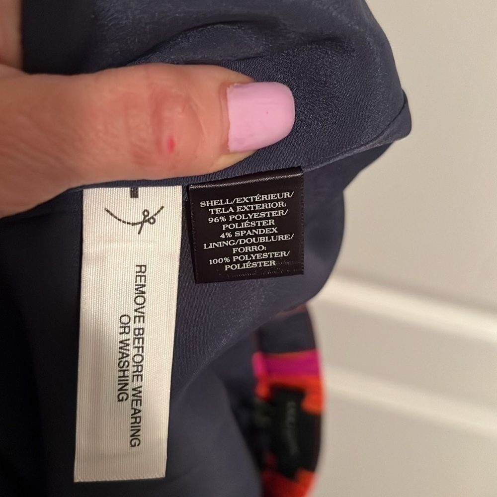 Ann Taylor mini skirt - size 6 - Picture 5 of 7